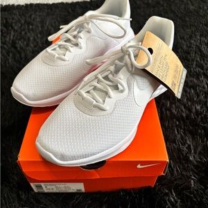 Nike White Mesh Running Shoes